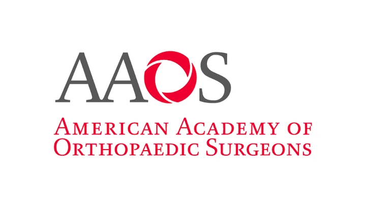 شعار الأكاديمية الأمريكية لجراحي العظام AAOS